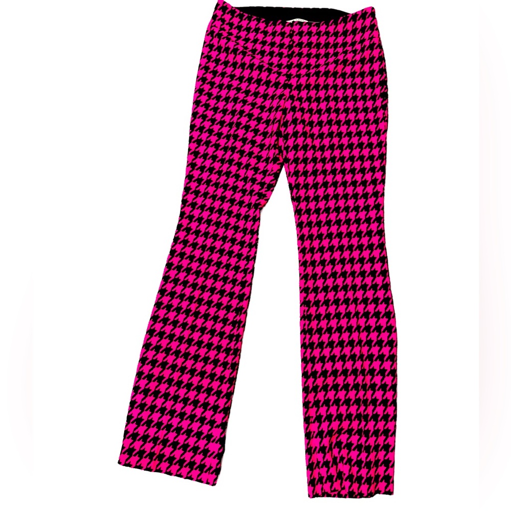 Pristine Alice + Olivia bootleg pants slight stretch knockout color US10